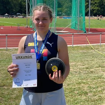 Nele Anton (USC Mainz) gewann den Diskuswurf mit der Weite von 43,37 Metern (Foto: privat).