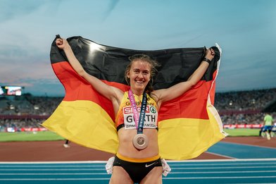 Olivia Gürth mit Bronze-Medaille (Foto: Stefan Mayer)