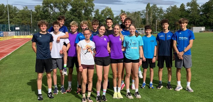 16 Läuferinnen und Läufer nahmen am Kadertraining in Mainz teil.