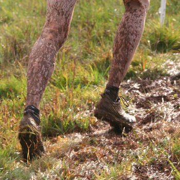 Echte Cross-Bedingungen warten auf die DM-Teilnehmer: Steigungen, Kurven und ein matschiges Terrain werden ein steter Begleiter sein (Foto Holger Teusch).