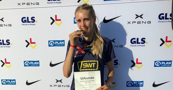 Lilly Förster (Post-Sportverein Trier) verbesserte die Deutsche U16-Bestleistung über 1500 Meter Hindernis auf 4:41,74 Minuten.