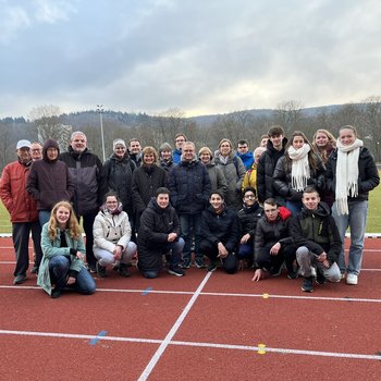 In Bad Neuenahr-Ahrweiler wurden 24 Kampfrichter im neu sanierten Stadion ausgebildet.