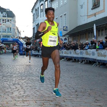 Samuel Fitwi holt DM-Bronze (Foto: Holger Teusch).