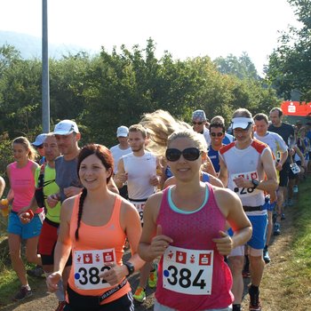 Laufend um die Burg Are