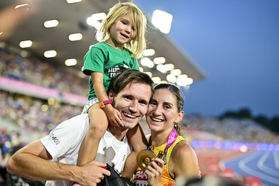 Gesa Kraus mit Familie (Foto: Jan Papenfuss)