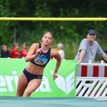 Eine Medaille dürfte es für Elisabeth Schwind (Post-Sportverein Trier) geben. Sie tritt im Hochsprung der W15 an (Foto: René Weiss).