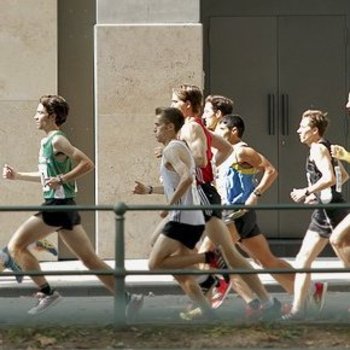 47 Langstreckenläuferinnen und -läufer aus dem LVR haben für die Deutschen 10km Meisterschaften in Leverkusen gemeldet (Foto: Wolfgang Birkenstock).