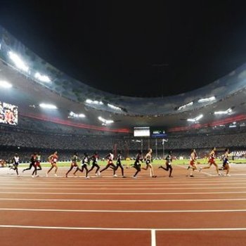 Am Mittwoch, 17. Mai 2023 finden sich schnelle Athletinnen und Athleten auf dem Oberwerth ein. Sie treten Beim „Mini Internationalen“ auf Distanzen zwischen 100 und 5000 Metern an (Foto: Wolfgang Birkenstock).