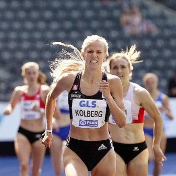 Majtie Kolberg (LG Kreis Ahrweiler) hat sich an die Spitze der Deutschen Bestenliste gesetzt. Sie brauchte 2:01,04 Minuten für die zweifache Stadionrunde (Foto: Wolfgang Birkenstock).