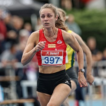 Jessica Roos läuft an die deutsche Spitze (Foto: Gantenberg). 