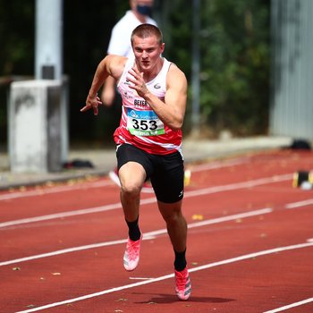 Roger Gurskis (LG Rhein-Wied) Bronzemedaille über 200 Meter kam 2020 etwas überraschend (Foto: <a href="https://www.wolfgang-birkenstock.de/" target="_blank">Wolfgang Birkenstock</a>).