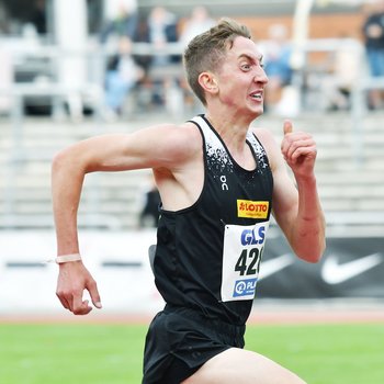 Über 3000 Meter konnte sich Benjamin Dern (Silvesterlauf Trier) auf dem vierten Rang der Bestenliste platzieren (Foto: Iris Hensel).