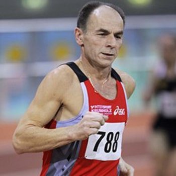 Gleich vier Wettkampfeinsätze hat sich Wolfgang Custodis (SV Urmitz; M70) für die EM vorgenommen: Er hat über 100, 200, 400 und 300 Meter Hürden der M70 gemeldet (Foto: Wolfgang Birkenstock).